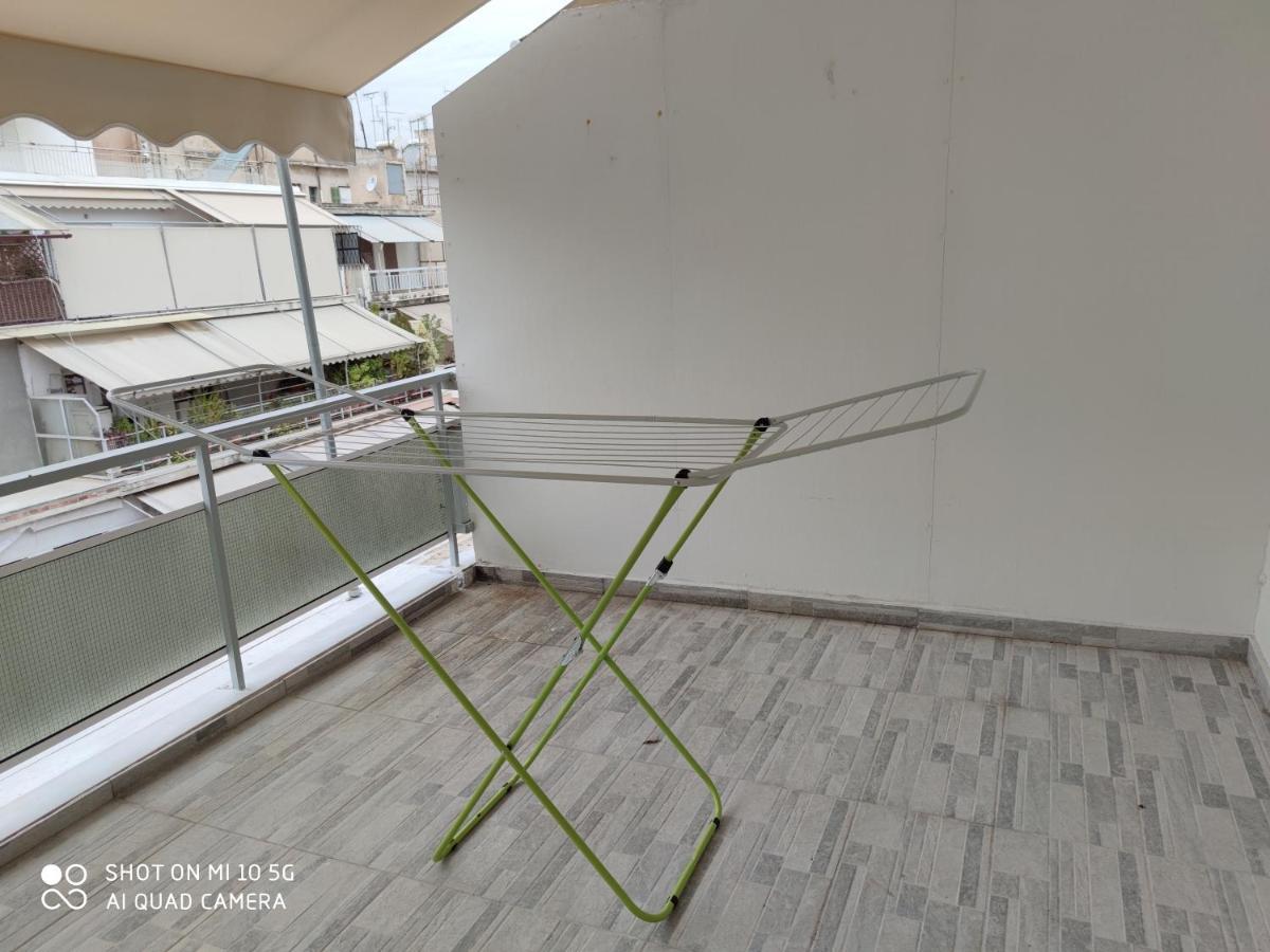 Modern Apartment With A Huge Terrace Athens Exterior photo